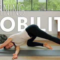 Morning Mobility Yoga | Wake Up and Stretch!