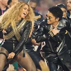Beyoncé & Bruno Mars Crash the Pepsi Super Bowl 50 Halftime Show | NFL