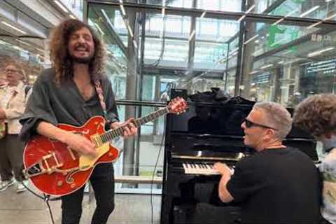 Guitar Vs. Boogie Woogie 