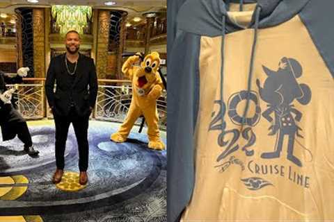 Shop With Me on The Disney Fantasy for Exclusive Disney Cruise Line Merchandise!!