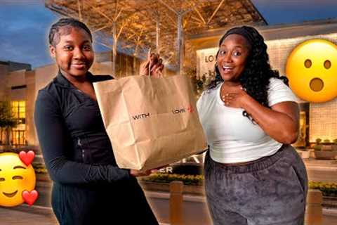 SURPRISING MY MOM WITH A SHOPPING SPREE