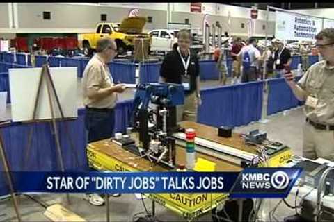 'Dirty Jobs' star pushes for job training programs
