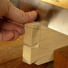 How to Cut a DOVETAIL JOINT with Hand Tools (Quick Version)