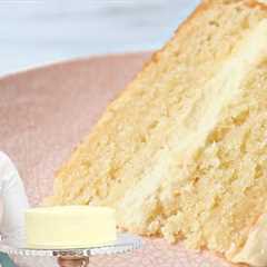 After 20 years of baking, I never thought an eggless VANILLA CAKE could be this good