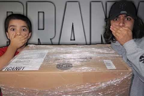 I PRANKED MY 5 YEAR OLD LITTLE BROTHER BY BUYING HIM A GIFT AND PUTTING THE GIFT IN MULTIPLE BOXES!