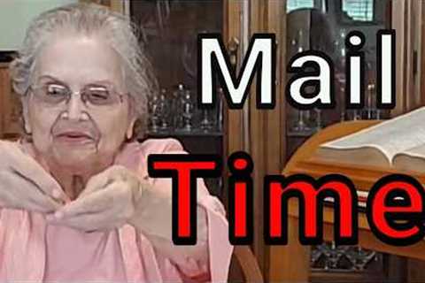 Getting Mail is Better Than Cooking! 92 year Old Grandma Opens Gifts From Our Wonderful Subscribers!