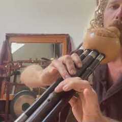 Learn to play the hulusi