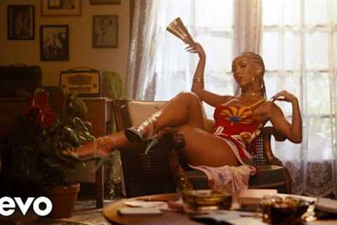 Doja Cat - Vegas (From the Original Motion Picture Soundtrack ELVIS) (Official Video)